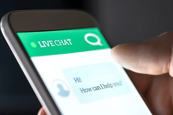 5 Reasons Why Every Ecommerce Store Needs Live Chat