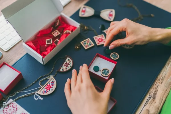 How to Start an Online Jewellery Business in 7 Steps?